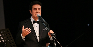 ZEKAİ TUNCA FOTO GALERİ