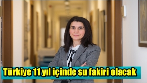  Araştırma Merkezi Müdürü Doç. Dr. Ayşe Uyduranoğu
