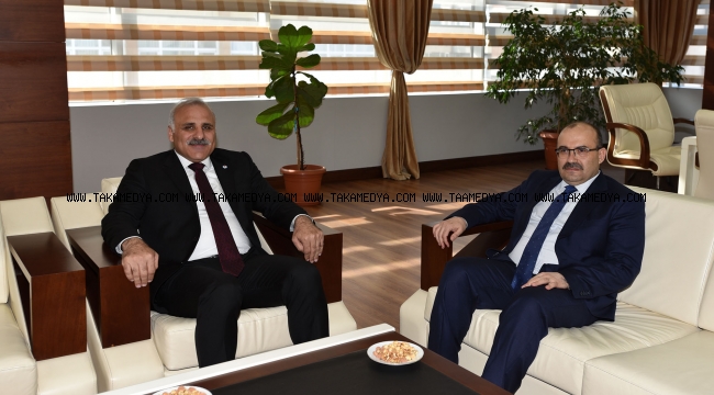  BAŞKAN ZORLUOĞLU’NA İLK ZİYARET VALİ USTAOĞLU’NDAN