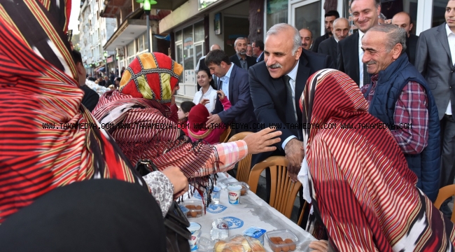 BÜYÜKŞEHİRİN İFTAR SOFRASI BU KEZ HAYRAT'TA KURULDU