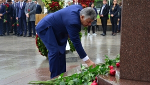 HAYDAR ALİYEV DOĞUM GÜNÜNDE SARIYER’DE ANILDI