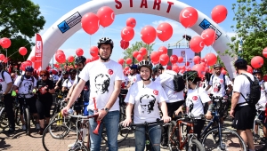  KADIKÖY'DE PEDALLAR 100'ÜNCÜ YIL İÇİN DÖNDÜ