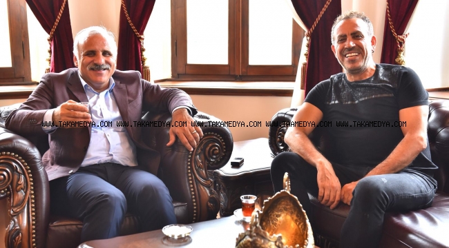 HALUK LEVENT, ZORLUOĞLU’NUN ÇAY DAVETİNE İCABET ETTİ