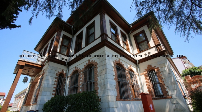 130 yıllık Sırrı Paşa Konağı sizleri bekliyor