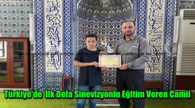Kur'anı Kerim Eğitimi Alan Çocuklar Diplomalarını Alarak Ödüllendirildi