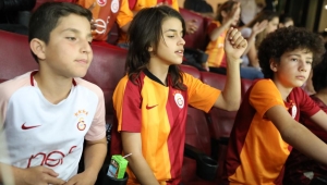 DERBİYİ, GALATASARAY'IN İBB'YE TAHSİS ETTİĞİ LOCADAN İZLEDİLER