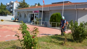 Keşan Belediyesi yürüttüğü çalışmalarla, okul bahçelerini yeni eğitim-öğretim dönemine hazır hale getirdi