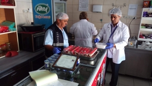 BAYRAMPAŞA'DA OKUL KANTİNLERİNE SIKI DENETİM