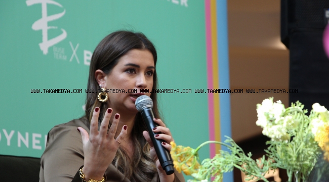 BUSE TERİM VE BOYNER, FORUM TRABZON'DA TRABZONLULARLA BULUŞTU