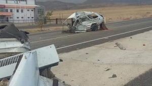Çevreyolu'nda Feci Kaza 1 Ağır Yaralı