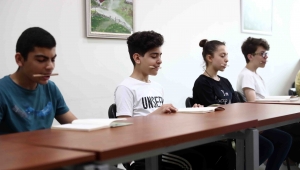 İsveçli Hamza, kekemeliği Bağcılar'da yendi