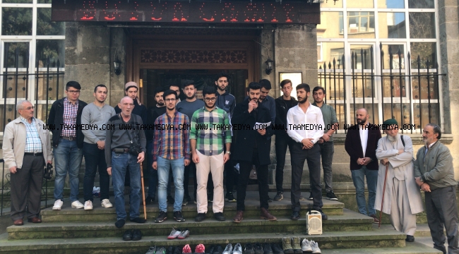 TÜGVA'lı gençler İsrail'e tepki gösterdi