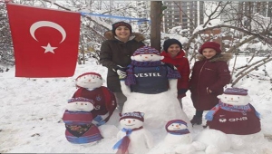 KARDAN AİLE YAPARAK, AİLE ÖZLEMİNİ HAYKIRDILAR