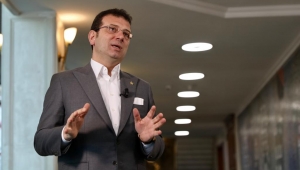 İMAMOĞLU’NDAN YAŞ ALMIŞ VATANDAŞLARA UYARI: “SİZ BİZE LAZIMSINIZ. LÜTFEN KENDİNİZİ İZOLE EDİN”