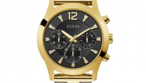 Siyah ile Altının Çekici Buluşması: Guess