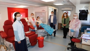 Trabzon'da Dr. Nihal Tüfek Plazma Bağışında Bulundu