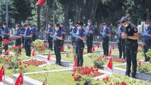 Vezneciler şehitleri anılıyor
