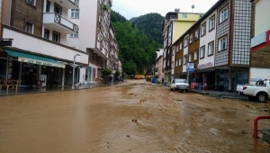Rize'nin İkizdere ilçesi Şiddeti Yağıştan Sular Altında