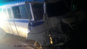 Manisa'da Servis Münübüsü Kaza Yaptı 12 Yaralı