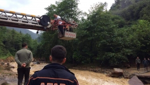 Trabzon'da Mahsur Kalan Vatandaşlar Kurtarıldı