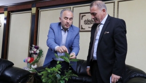 BAŞKAN METİN, CEZAYİR BÜYÜKELÇİSİNİ KABUL ETTİ..
