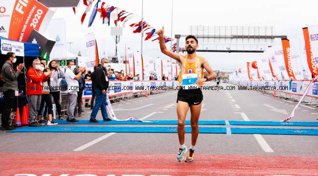 VODAFONE 15. İSTANBUL YARI MARATONU KOŞULDU