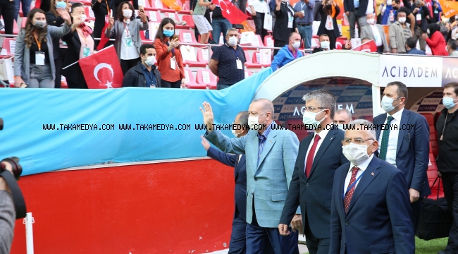 CUMHURBAŞKANI ERDOĞAN KENTSEL DÖNÜŞÜMÜN ANAHTARLARINI VERDİ