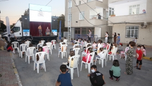 KÜÇÜKÇEKMECE'DEKİ MASAL FESTİVALİ'NE BÜYÜK İLGİ