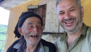 Hasan Turan, Taşlama ve hiciv Ustası, Şair Ruhlu 