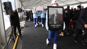 KADİR TOPBAŞ'A SON GÖREV