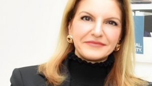 Engelliler de Beyaz Yakalı ve Kalıcı Çalışan Olmayı Hak Ediyor!..