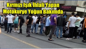 Görüntülü Haber/ Güngören'de Kırmızı Işıkta Gecen Moto kurye Yoğun Bakımda