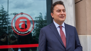 BABACAN, EKONOMİK KRİZİN ÇÖZÜMÜ İÇİN SÜRE VERDİ: 'Bu seyirde giderse en fazla 6 ay'