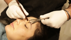 FUARIN İLGİ ODAĞI “GÜL KUVARS TAŞLI MASKE”