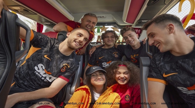 GALATASARAY 2022 – 2023 SEZON DIŞ SAHA VE İÇ SAHA FORMALARINI TANITTI!