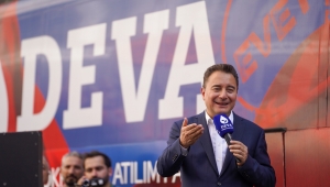 ALİ BABACAN ELAZIĞ’DA: ‘Bu ülkede kriz çözme tecrübesi olan tek ekip biziz‘ 