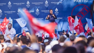 ALİ BABACAN'DAN GENÇLERE İŞ VAADİ 'DEVA Partisi'ne atılan her bir oy; gençlerin iş bulması demektir'