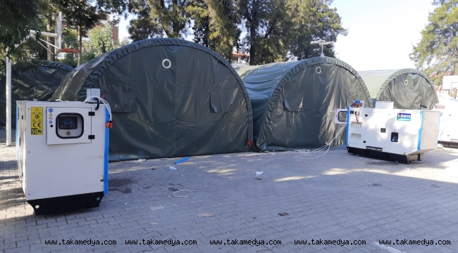 İBB TÜM İMKANLARIYLA DEPREMZEDELERİN YANINDA