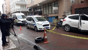 Video Haber// Küçükçekmece'de motor tamir dükkanına silahlı saldırı