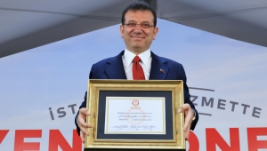 MAZBATA, EVİNE ULAŞTI İMAMOĞLU, SARAÇHANE’DE MESAİ ARKADAŞLARIYLA BULUŞTU