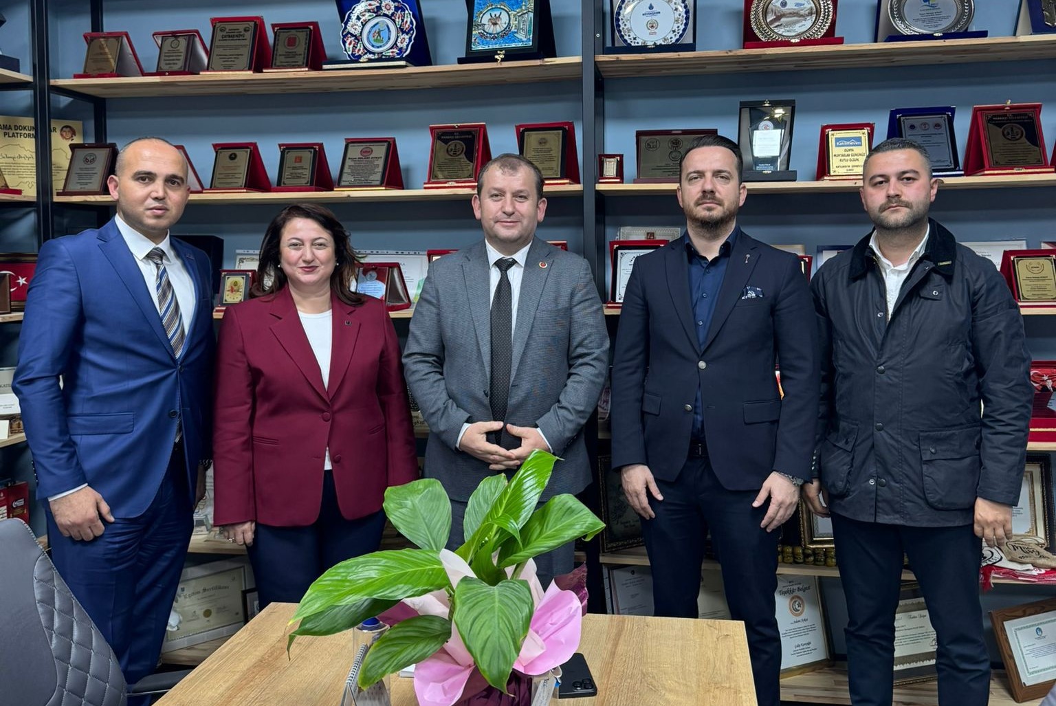 Anahtar Parti'den TÜMFED ve Tüm Muhtarlar Sendikası'na Ziyaret