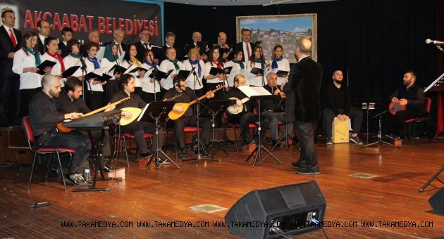 AKÇAABAT BELEDİYESİ THM KOROSUNDAN MÜZİK ZİYAFETİ