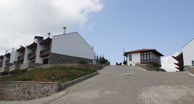 AKÇATEPE DAĞ EVLERİ HİZMETTE