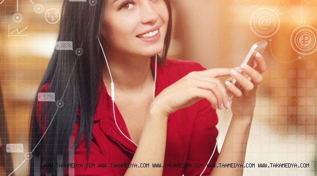 AKILLI TELEFONLARI EN ÇOK İNTERNETE GİRMEK İÇİN KULLANIYORUZ
