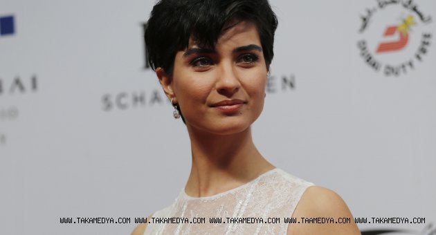 ‘ARAPLAR ELİNDE TUBA BÜYÜKÜSTÜNÜN FOTOĞRAFI İLE GELİYOR’’