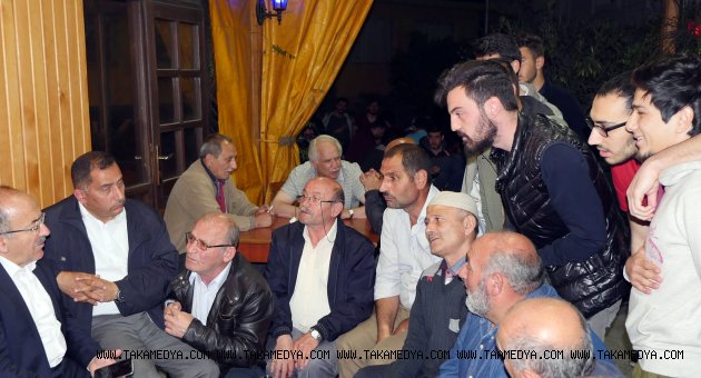 Başkan Gümrükçüoğlu sahur sohbetlerinde hemşehrileriyle buluşuyor