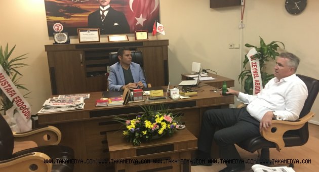 Cem Kara'dan İYGAD'a ziyaret