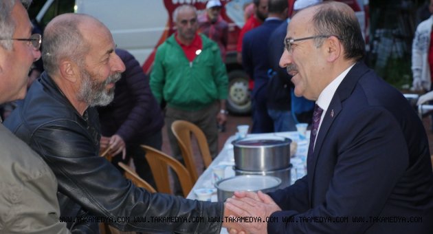 Dünyaya birlik mesajı veriyoruz