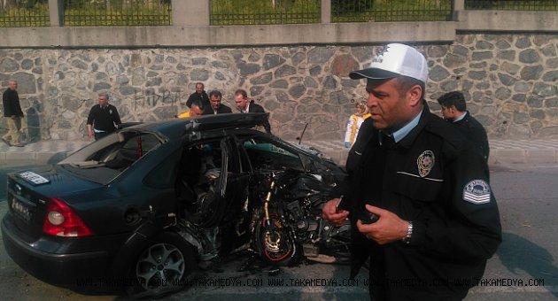 GÜNGÖREN'DE FECİ KAZA UMUT KOÇ HAYATINI KAYBETTİ