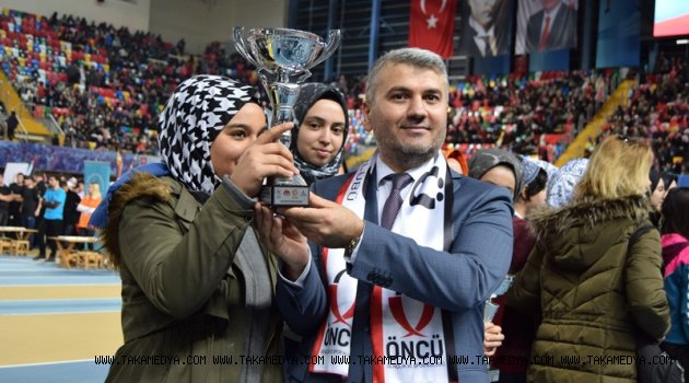 İmam hatip spor oyunları kupaları sahiplerini buldu